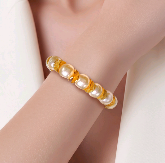 Pearl & Gold Elegance Stretch Bracelet