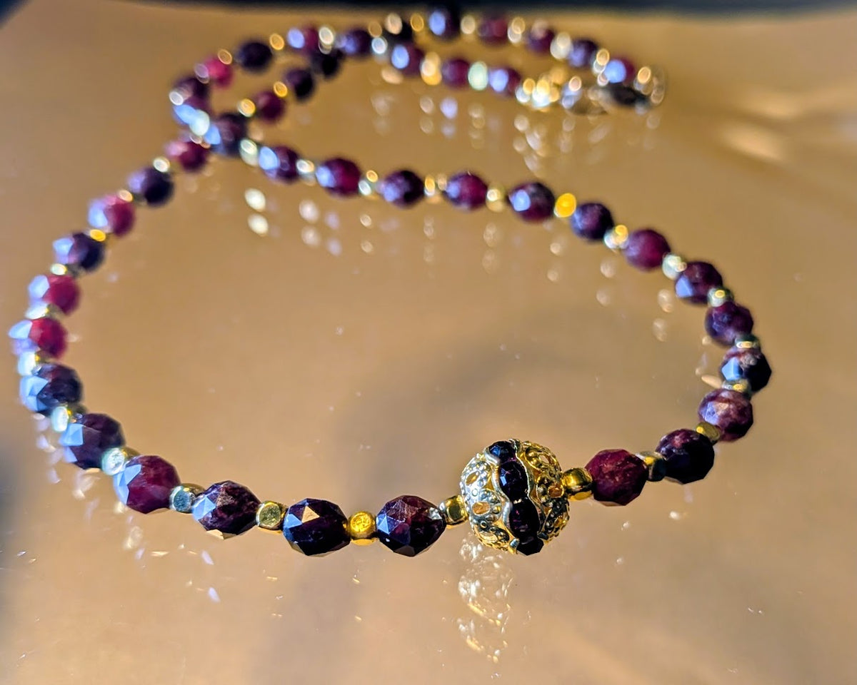 Faceted Garnet & Gold Statement Necklace – Deep Wine Red Gemstones