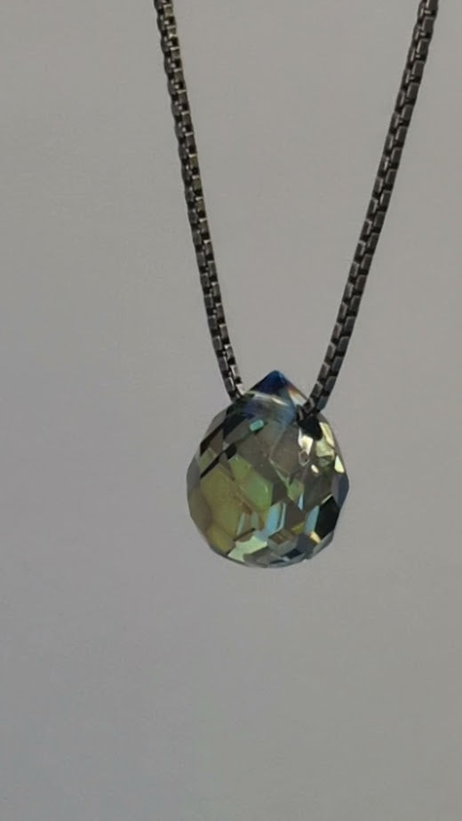 Dazzling Crystal drop on a thin, silver box lined chain
