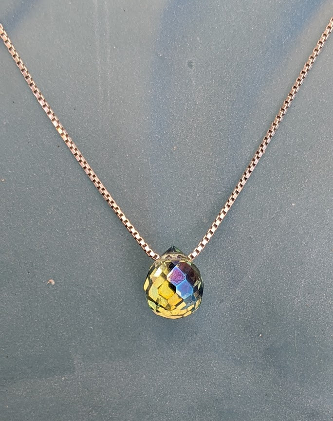 Dazzling Crystal drop on a thin, silver box lined chain