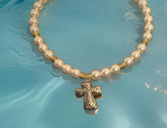 Pearl Necklace with Vintage Cross Pendant